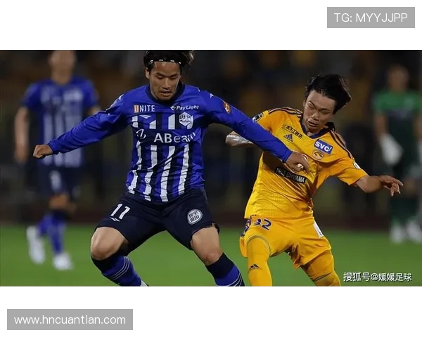 山口雷诺与德岛漩涡的激烈对决展现足球魅力与团队精神